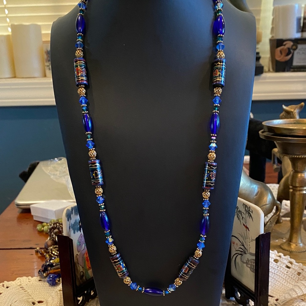 Elegant Blue Murano Glass Beaded Necklace